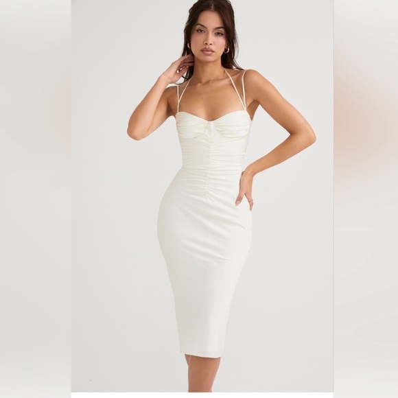 cream or ivory dresses Yours Always Lace Maxi Dress - Kendall Square Black Dresser ADDITIONAL INSURANCE:$10000 Total (+$400.00) Natural Calico Cream Wedding sunlit-silhouettes